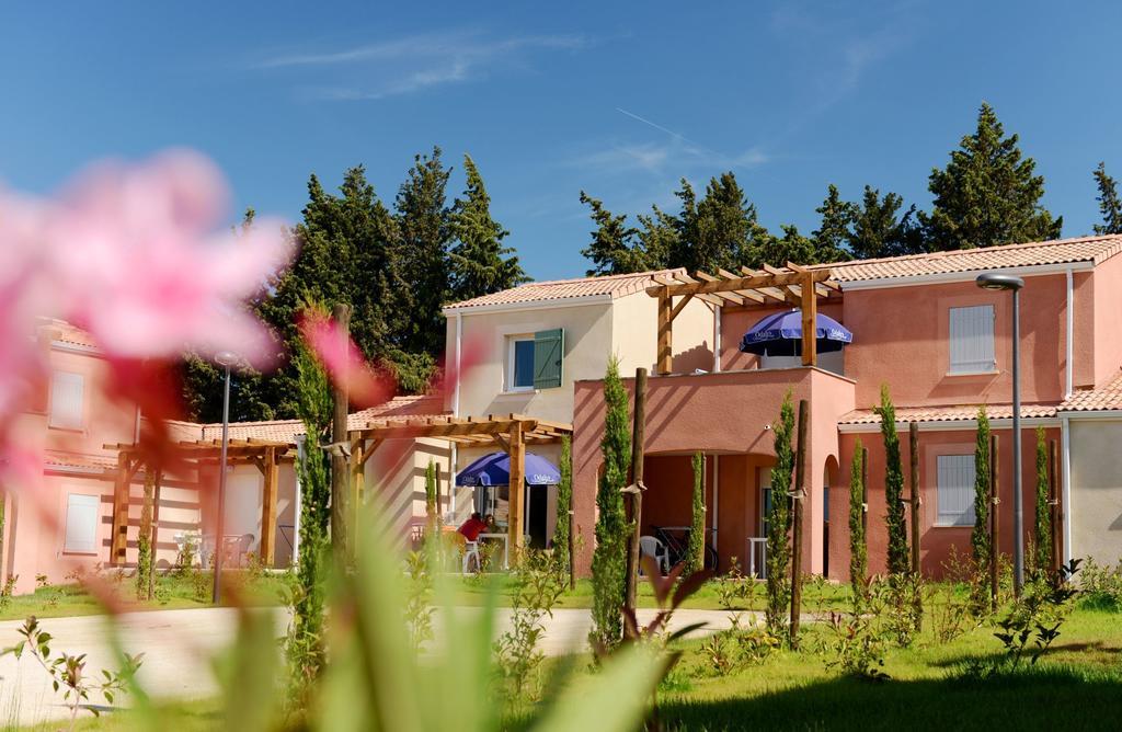 Residence Odalys Le Mas Des Alpilles Paradou Exteriör bild