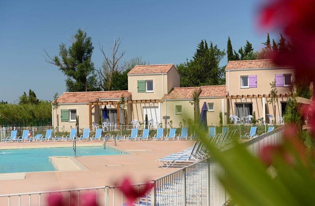 Residence Odalys Le Mas Des Alpilles Paradou Exteriör bild